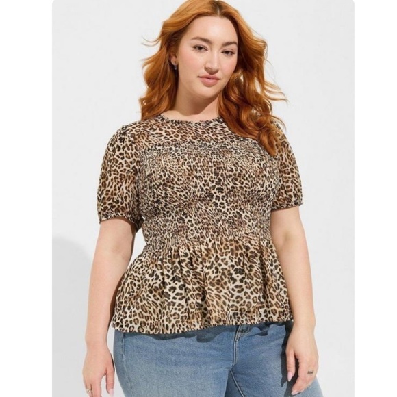 Torrid Chiffon Ruffle Mock Neck Smocked Crop Top 3X - Picture 1 of 10